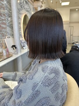 エル バイ ロンド 関(elle by Lond) [elle by lond]栗原　瑠世　外ハネ/切りっぱなし/ボブ