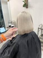 アルーナビューティデザイン ホワイトベージュ