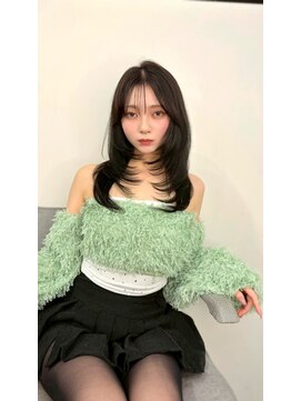 ラル 立川(lar) ハッシュカット_ミニウルフチェリーブラウンホワイトグレージュ