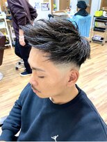 ヘアスタジオ ロメオ(hair studio Romeo)&nbsp;フェードアップバングハイライトメッシュ