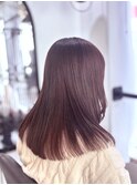 艶感が際立つナチュラルストレート