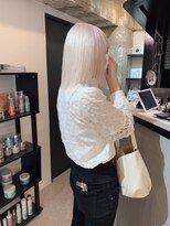 ペレ 原宿(PELE)&nbsp;ダブルカラー/ケアブリーチ/羽エクステ/原宿