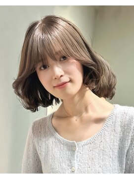 ホロ 渋谷(hollo) ボブ フレンチボブ ミニボブ 海外ヘア 透明感カラー