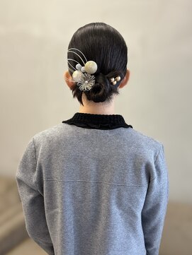 オーク あざみ野(OAK) ツヤ感タイトシニヨン