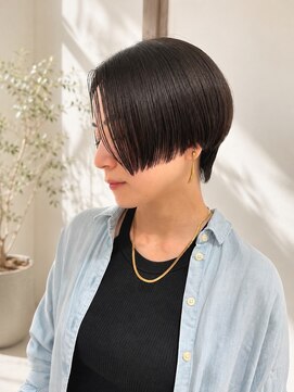エアー 横浜(AIR) 【寺本】前下りショートヘアで美しいフォルムへ。