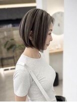 カイノ イオンモール橿原店(KAINO) ハイライトで魅せる前下がりボブ