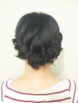 ラグ(log)&nbsp;ボブでもできる！ねじり編み込みギブソンタック