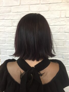 トハコ(&haco) ☆Guest Snap☆切りっぱなしボブのダークバイオレットアッシュ