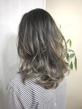 リンク ケアアンドデザイン(Link Care&Design) サロンスタイル ハイライトグラデーション