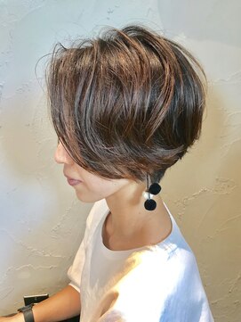 カルマ(CALMA) 大人ショートスタイル