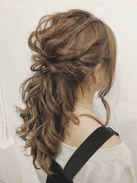 プログレスプラス ボリューミー☆ローポニーアレンジ