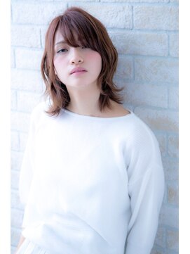 エルデ ナインズ ヘアー スタンド 川口店(elde 9's HAIR STAND) イメチェンフォギーベージュ耳かけ毛先パーマ厚めバング