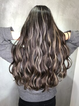 テテ(TETE) バキバキハイライト 長堀橋×心斎橋