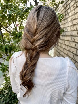 ネオリーブアオバ 高田馬場店(Neolive aoba) ハイトーンハイライトアレンジ/ベージュ透明感up【高田馬場】