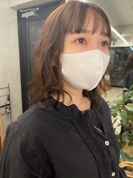 ナル(nalu.) ウルフ / フェイスレイヤー / くすみベージュ