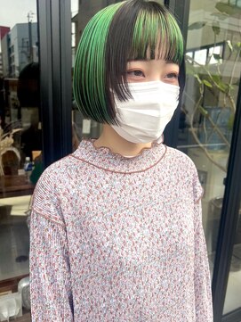 ヘアー アイス ルーチェ(HAIR ICI LUCE) 緑カラー セクションカラー デザインカラー 担当城倉