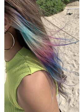 エミュスト(Emuest) 【松葉】インナーカラー/レインボー/イヤリングカラー/髪質改善