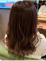 ネウィサリュー 立川(newi saLyu)&nbsp;ワンレンボブ前下がりショート内巻きワンカール鎖骨ミディアム