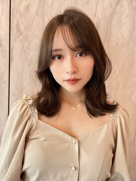 ルームバイシー 新宿(Loom. by Sea) 大人ガーリー×ダークアッシュ[似合わせカット/ミディアム]