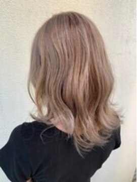 トータルビューティーサロン トップスタイル ミルクティーベージュ