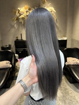 ロンド レア 天神大名店(Lond Le’a) ダブルカラーミルクティーベージュカラーブルーブラックブリーチ