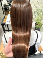 アン(un.)&nbsp;【バイカルテ】髪質改善トリートメント