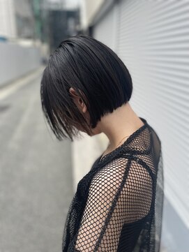 エー(A) 大人のフレンチミニボブ