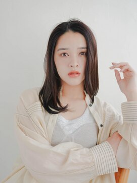 ムク 甲府(muku.) ミディアムヘア/斜めバング/グレージュカラー/甲府駅