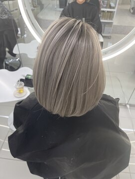 ガガ 心斎橋(GAGA) 韓国/ハイトーンカラー/ワンホンヘア/レイヤーカット/髪質改善