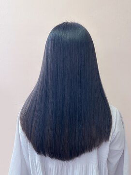 ラクーン バイ 朝日理容室(RacCoON by 朝日理容室) 思わず触れたくなるようなツヤ髪ストレート