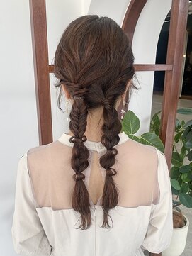 ソピ バイ インビテーション(sopi by invitation) あみおろしアレンジ ツインアレンジ ヘアセット☆