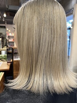 ドアバイリップル(door by LIPPUL) silverbeige