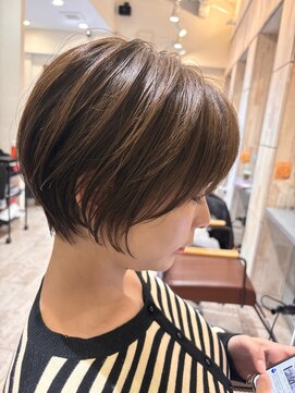 グランツ バイ ブルーム 蛍池店(GLANZ by bloom) ショート アッシュベージュ