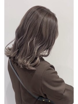 エアー 横浜(AIR) 【湯田】小顔ボブルフグレージュカラー