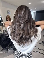 キング 梅田(K!ng)&nbsp;縮毛矯正髪質改善ハイライトレイヤーカット梅田美容室エクステ