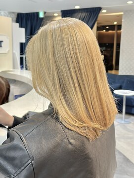 エアー 青山(AIR) ブロンドベージュハイトーンカラー