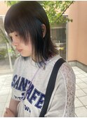 ブルーグリーンのイヤリングカラー