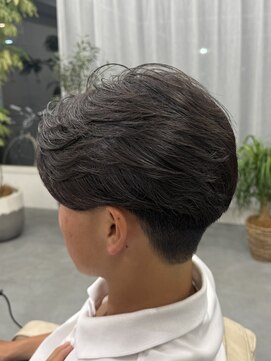エルヘアメゾン(el. hair maison) フェザーパーマ×センターパート