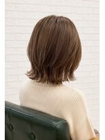 アンディー(&dy) 髪質改善トリートメント外ハネくびれボブ透明感艶髪