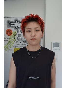 ウーズ ハラジュク(Ooze.HARAJUKU) ハッシュカットグレージュデザインカラーツートーンカラー原宿
