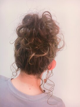 ヘアメイク ポルテ(HAIR MAKE PORTE) ルーズお団子アレンジ☆