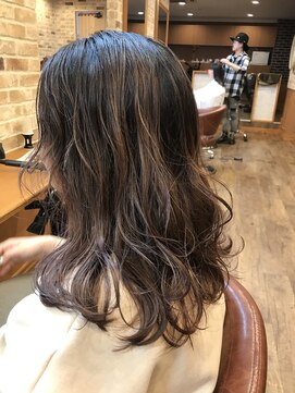 ラ ブレア(La Brea) バレイヤージュロブ