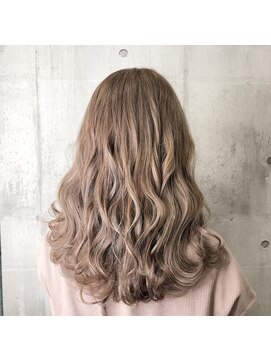 シュプバイトゥーミー(sup.by tomee) ミルクティーベージュ【担当　末吉】