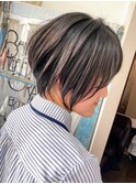 くびれショートボブ