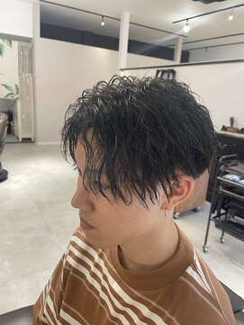 フラム ヘアデザイナーズ(FuLAM Hair designers*) 《前下がりツイストスパイラルパーマ》