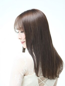 【JR八尾駅徒歩3分】髪質改善サロンのこだわり抜いたトリートメント♪本格ケアで自分史上最高の美髪へ―。