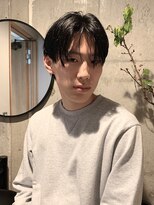 ストレートセンターパートメンズカット（表参道原宿明治神宮前）