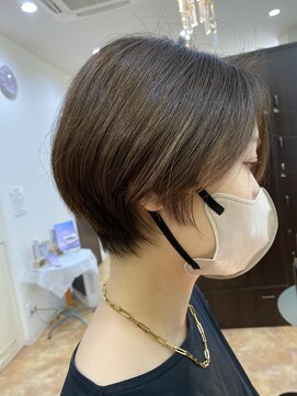 ヘアメイクヒール 【☆八戸・ハンサムすぎないショート】20代・30代・40代・50代