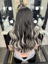 ロズクリア(Roz clear)&nbsp;エクステでハイライト