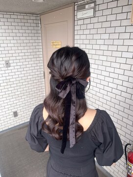 ソノ(sono) ハーフアップ　イベントヘア　参列ヘア